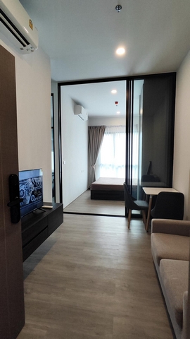 ให้เช่าคอนโดดิ ออริจิ้น ปลั๊ก แอนด์ เพลย์ รามอินทรา ตึก D 26.28 ตร.ม.ห้องใหม่ เฟอร์ครบ ใกล้รถไฟฟ้า