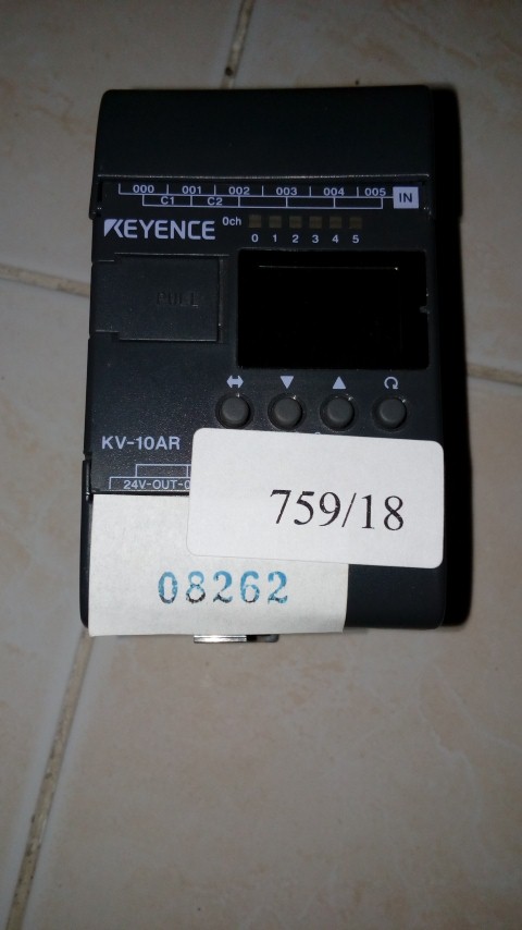 PLC “ KEYENCE ” รุ่น KV-10AR