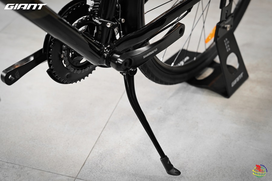 จักรยาน GIANT ESCAPE 2 CITY DISC 2x8สปีด ดิสน้ำมัน พร้อมตะแกรงท้ายและบังโคลน, Giant NEW 2024