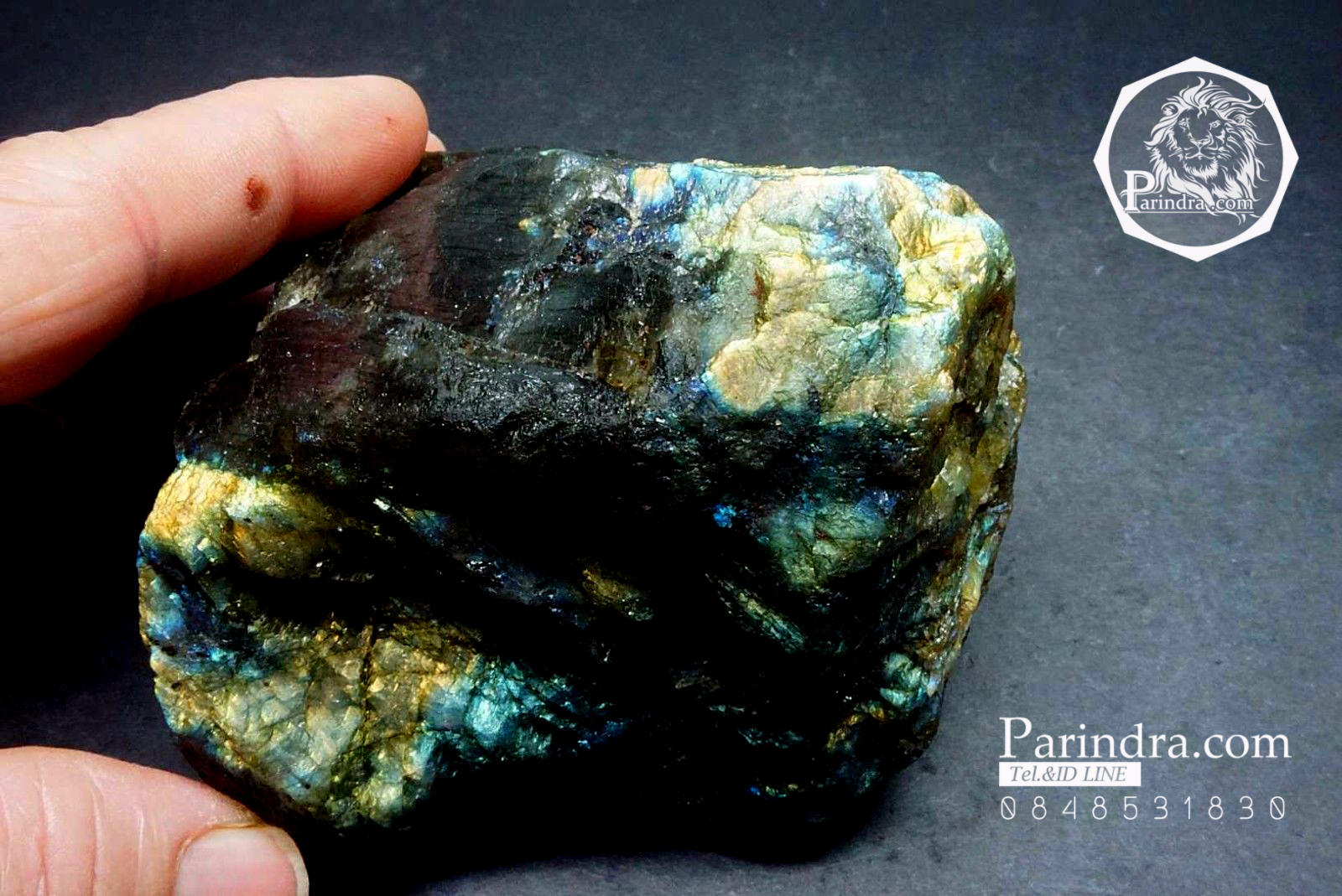 หิน ลาบราดอไลท์ (Labradorite) ดิบไม่ขัด สวยคัดพิเศษ ประกายสีเหลืองส้ม #LA106