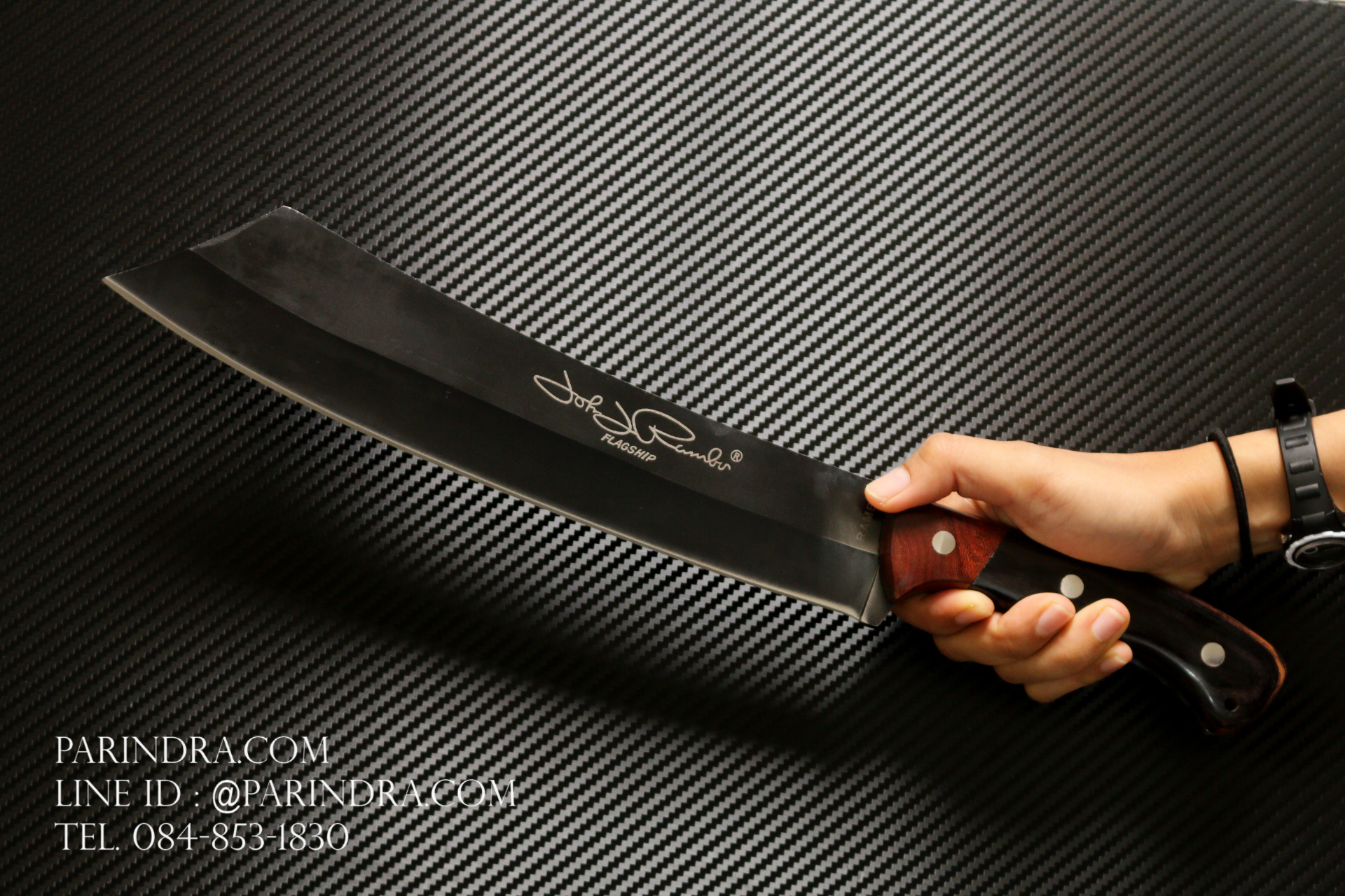 มีดเดินป่าใบตาย RAMBO IV แรมโบ้ 4 สุดโหด (ใบมีดสีดำ) ด้ามไม้