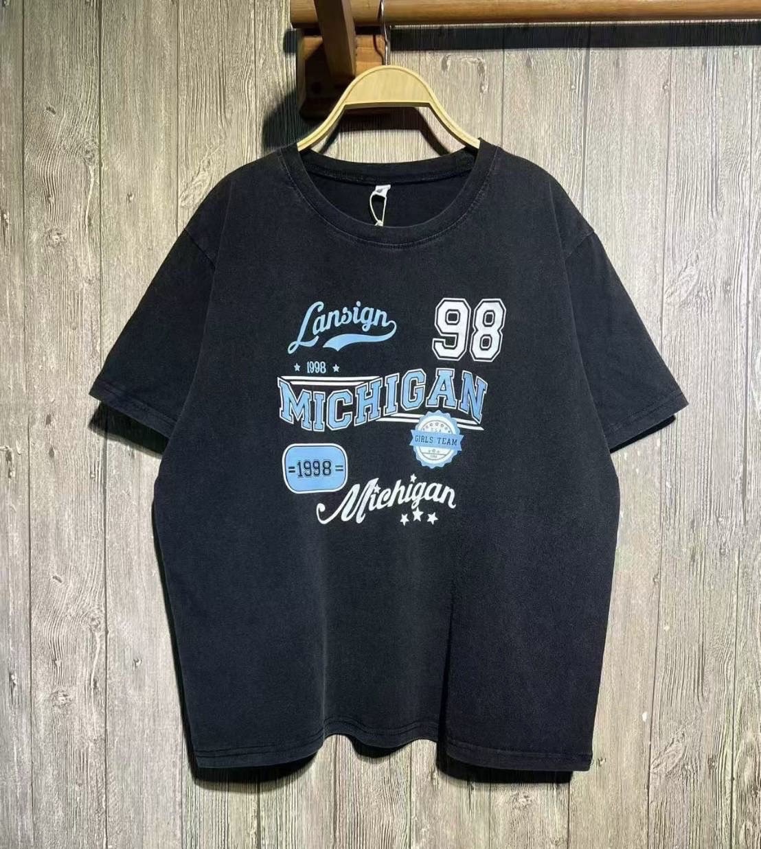 เสื้อยืดลายวินเทจ 9am