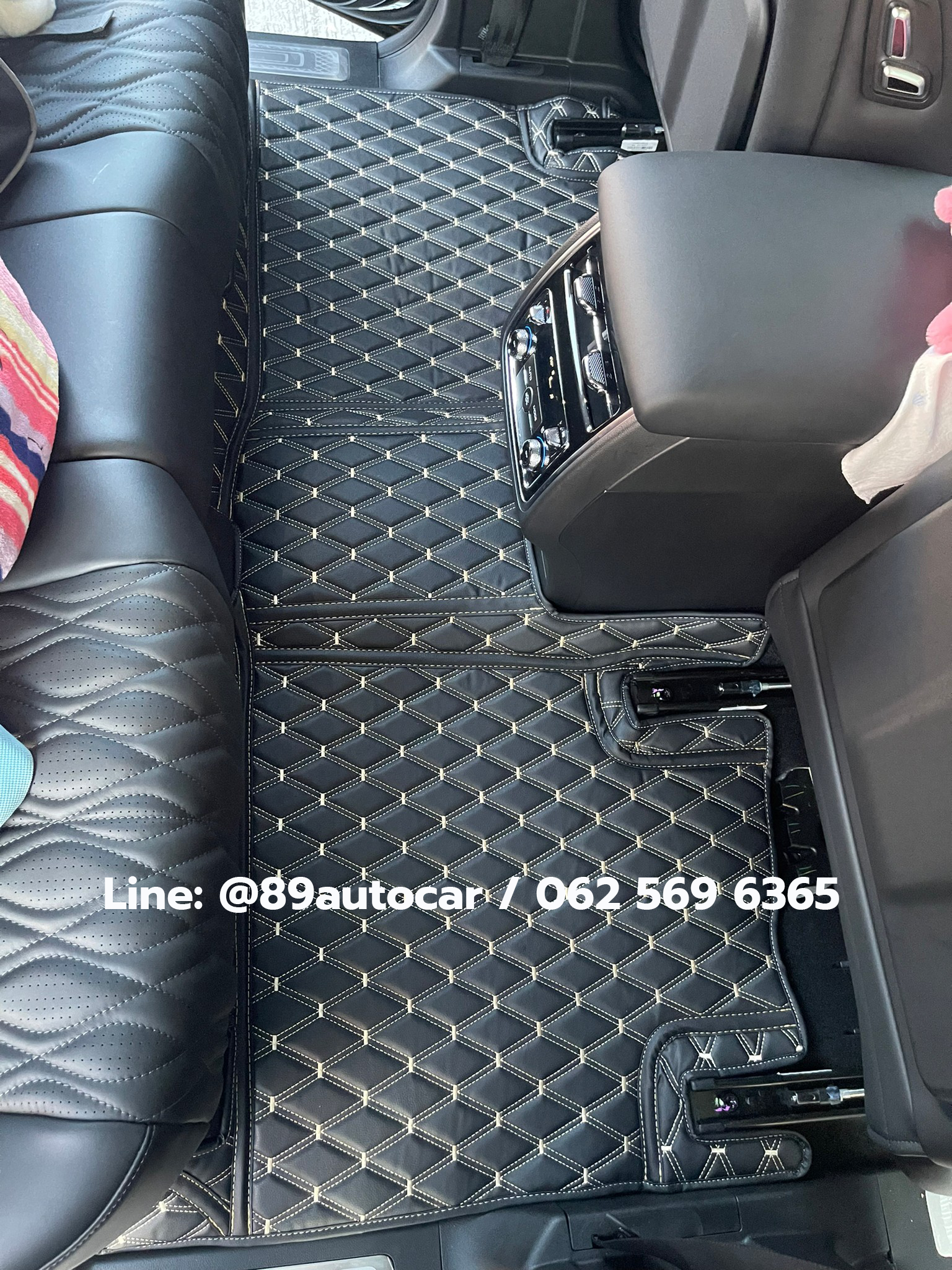 พรมรถ Tank 500 ปูพรมVVIP สีดำด้ายทอง เต็มคัน