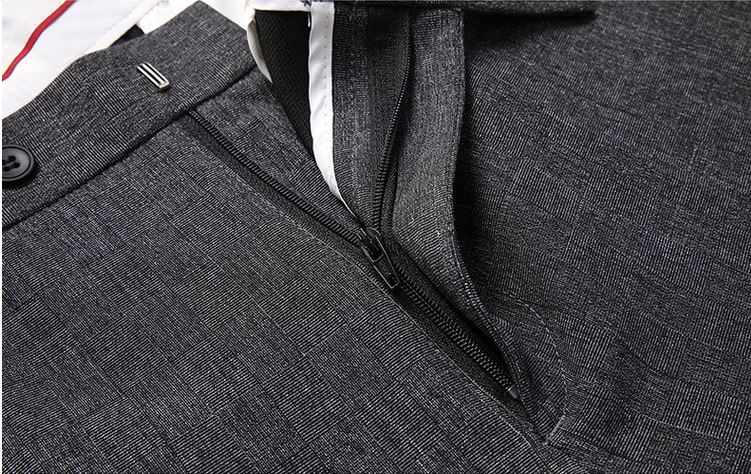 Pre-order ชุดสูทชาย เนื้อผ้าฟูเด้ง สีดำ (พร้อมเสื้อกั๊ก)