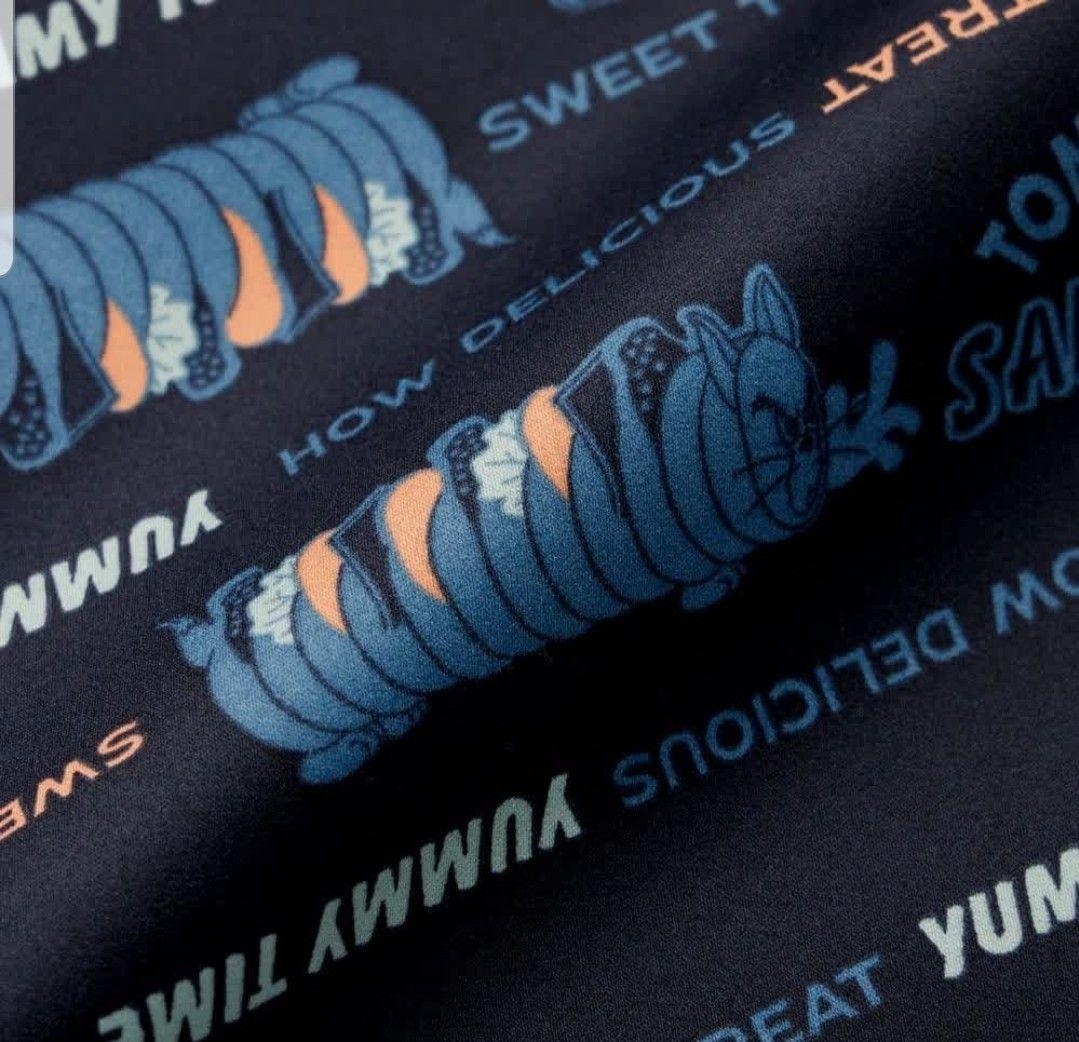 ชุดนอน GU Tom and Jerry satin pajamas มี 2 สี (กรม / ครีม)