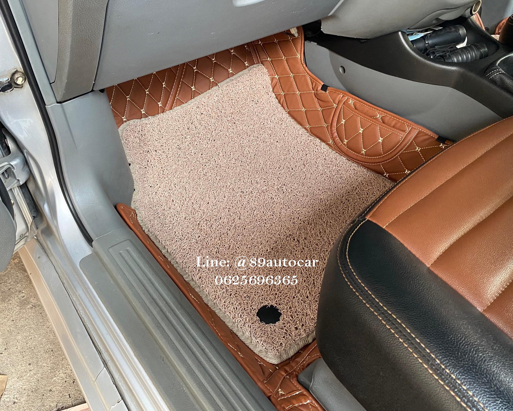 พรมดักฝุ่น Chevrolet Optra ปูพรม7D สีน้ำตาลเข้ม ด้ายทอง + ไวนิลสีครีม