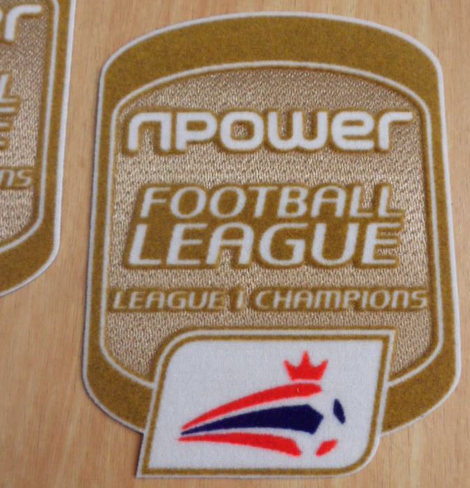 อาร์มสัญลักษณ์ฟุตบอล การแข่งขันฟุตบอลอิงลิช ฟุตบอล ลีก (อีเอฟแอล) - LEAGUE ONE CHAMPIONS 2009/10 PLAYER SIZE ใหม่ / ENGLISH FOOTBALL LEAGUE (EFL) National Football League PLAYER SIZE Football Patch/Badge - LEAGUE ONE CHAMPIONS 2009/10 NEW