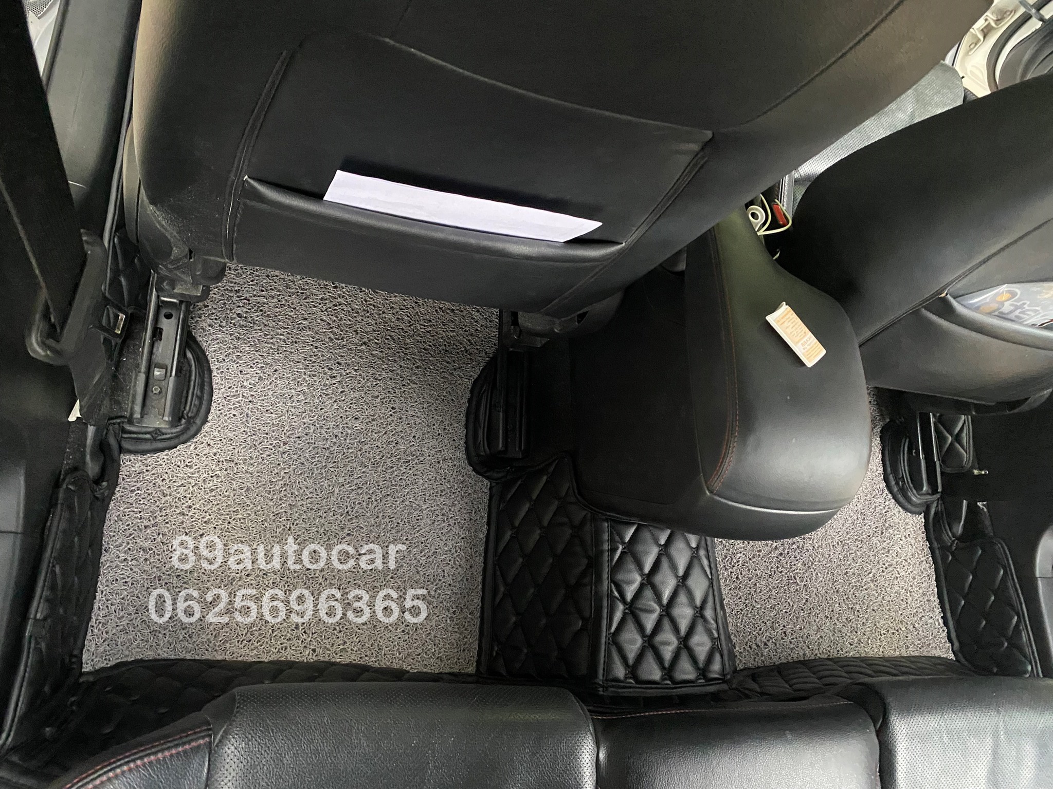 Mazda 3 2016 ปูพรม8D สีดำล้วนเย็บติดไวนิลเทา เข้ารูป