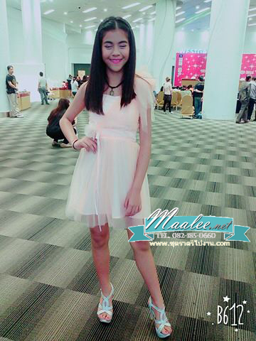 พร้อมส่ง ชุดราตรีสั้น เพื่อนเจ้าสาว กระโปรงตาข่าย เอนกประสงค์ ผูกเป็นบ่าเดียว และแบบอื่นๆอีกมากมาย สีโอโรส พร้อมเข็มกลัดดอก (จับสม๊อกด้านหลัง)