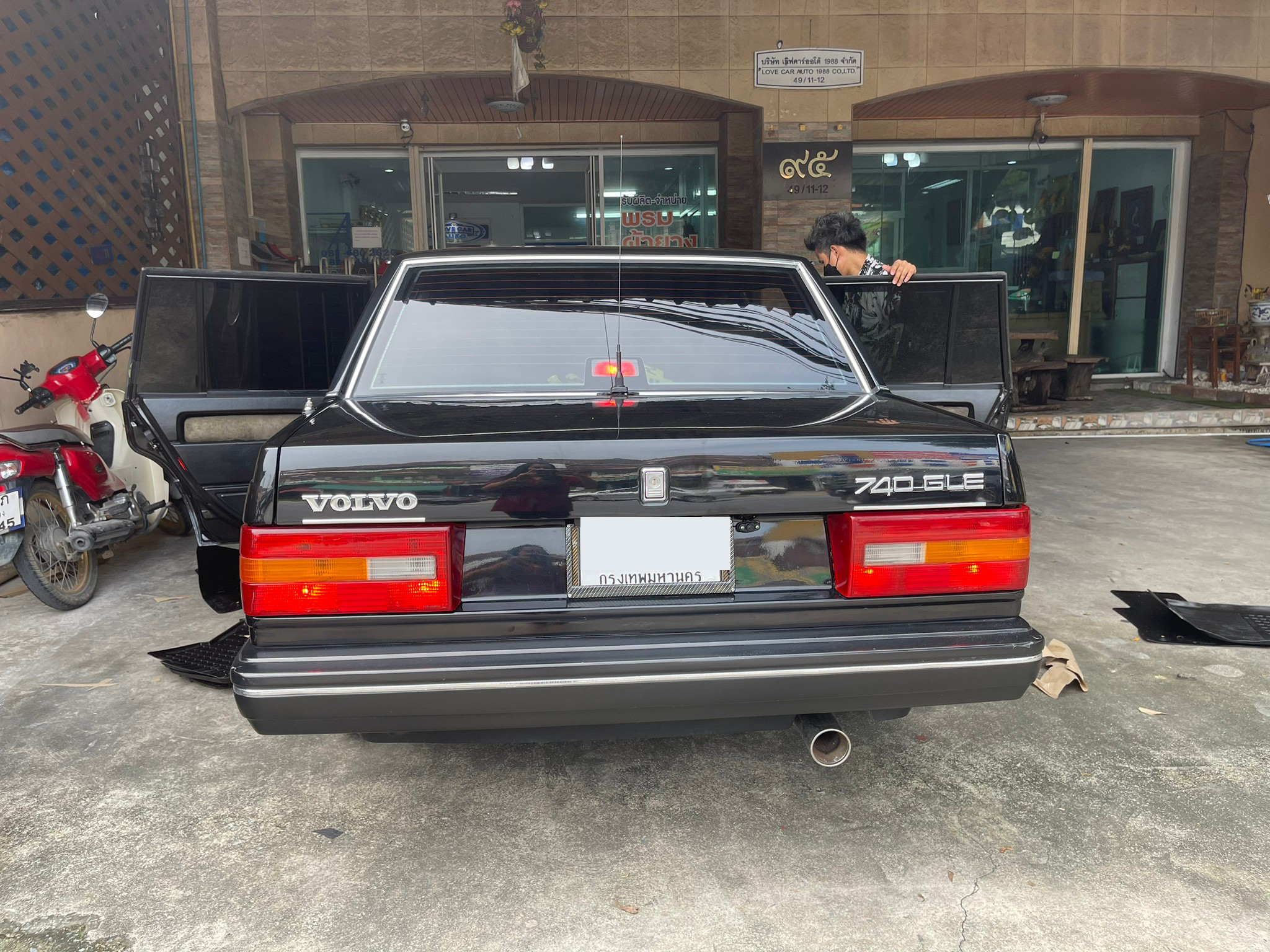 พรม6D Volvo 740 สีดำด้ายดำ