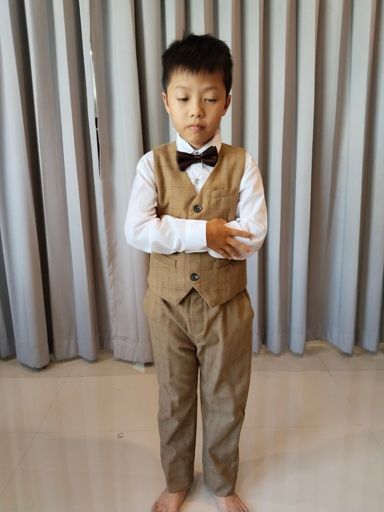 พร้อมเช่า ชุดสูทเด็กชาย สีน้ำตาลลายตาราง ** พร้อมเช่าไซส์ 110 130 **