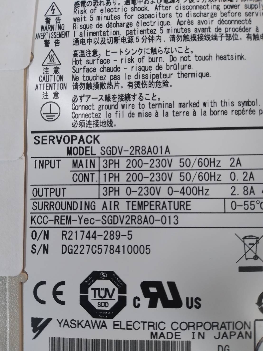 SGDV-2R8A01A SERVO DRIVE " YASKAWA "