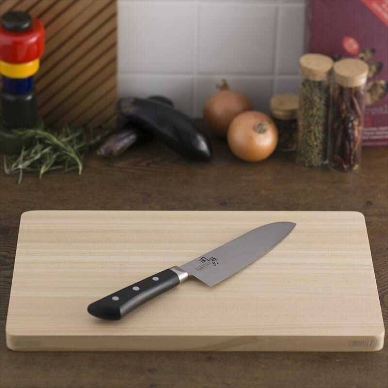 KAI SEKIMAGOROKU Santoku Seki Sonroku Akane 165mm มีดทำครัวผลิตจากสเตนเลสคุณภาพสูง