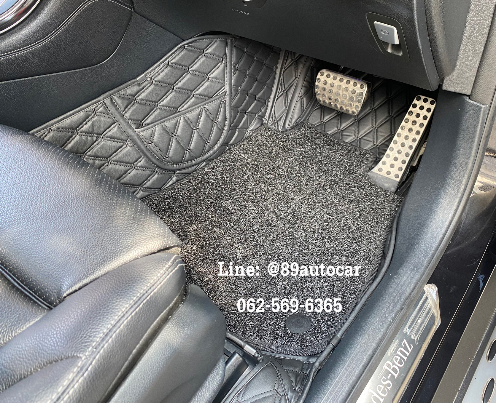 พรมปูพื้นรถยนต์ Benz GLC250d ปูพรมVVIP ด้ายคู่ สีดำด้ายดำ + ไวนิลดักฝุ่นสีดำ