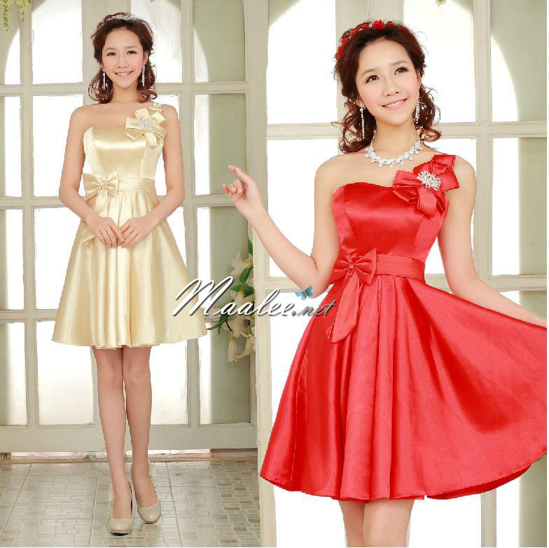 พร้อมเช่า ชุดราตรีสั้น ไหล่เดียว สีแดง แบบเรียบหรู กระโปรงทรงเอ