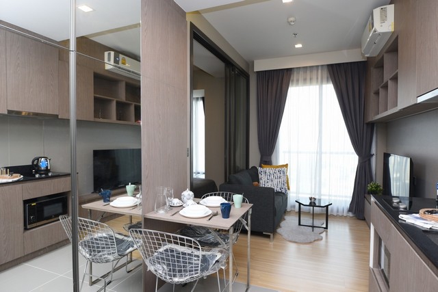 ให้เช่าคอนโด เอ็ม จตุจักร ชั้น 16 ห้อง 32.5 ตรม.เฟอร์ครบ ใกล้ BTS และ MRT พร้อมอยู่ เลี้ยงสัตว์ได้