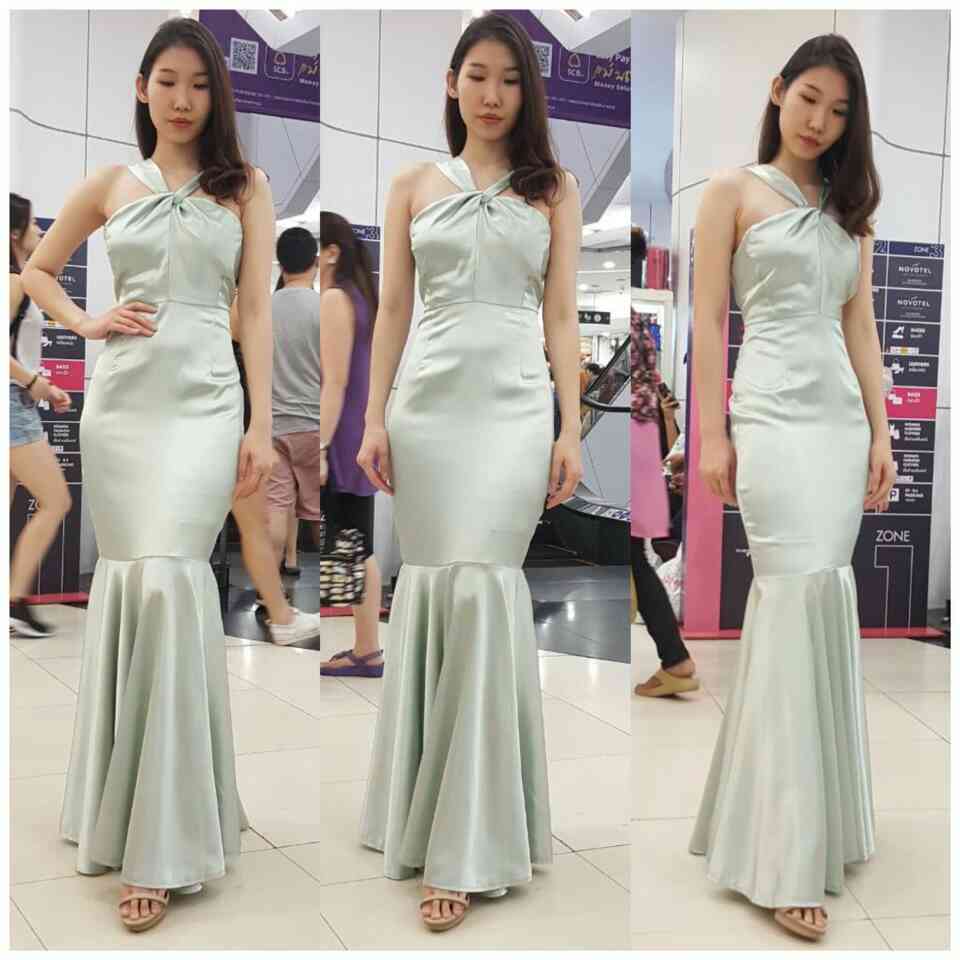 ชุดเพื่อนเจ้าสาว สีเขียวอ่อน รวมแบบ ตัวอย่าง สั่งสีและแบบอื่นๆได้ เช่า 500
