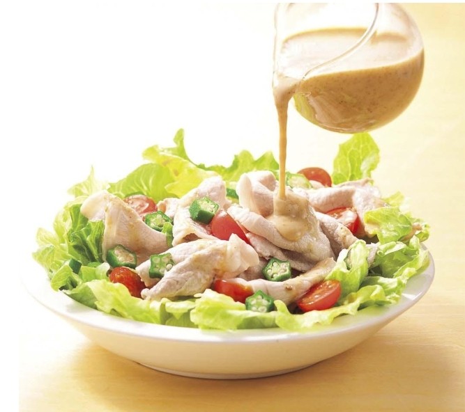 CO-OP Sesame Dressing น้ำสลัดงาคั่วเข้ม 深煎り胡麻ドレッシング ３００ML