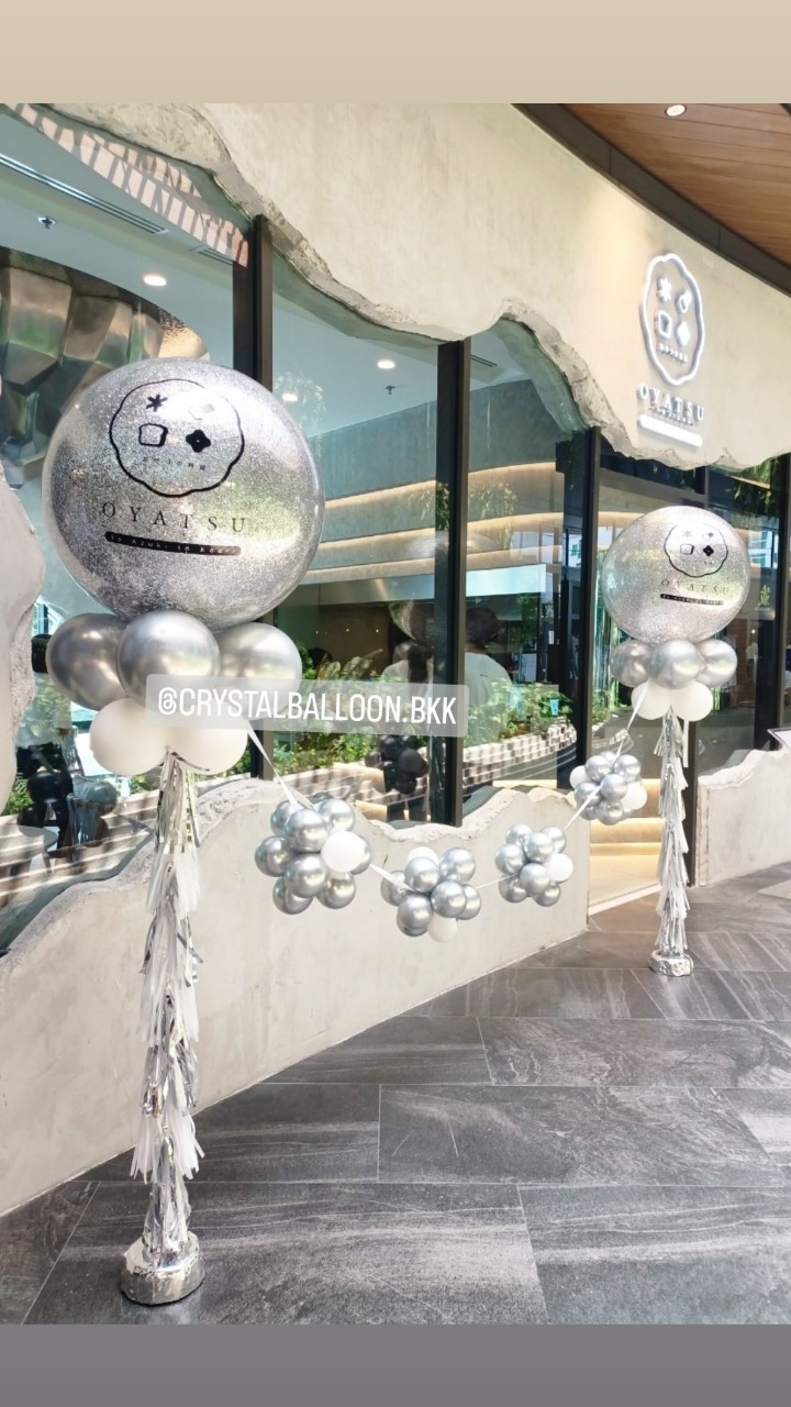 เสาลูกโป่ง เปิดร้าน Bubble ขนาด 36" กลิตเตอร์สีเงิน 2 เสา พร้อม ริบบิ้นตัดเปิดงาน 3 ท่าน พร้อมตกแต่ง สามารถเปลี่ยนสีลูกโป่ง/เปลี่ยนข้อความได้
