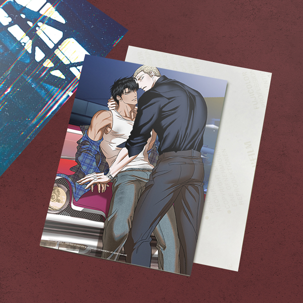 Shutline Acrylic Stand