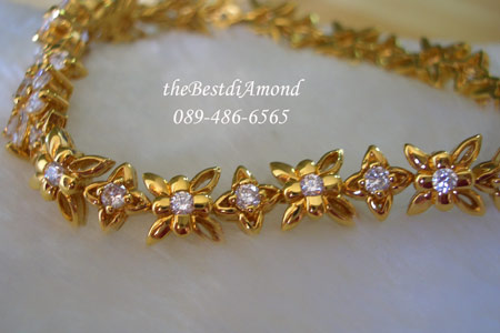 BC004+++สร้อยข้อมือLuxury Flower+++แบบหรูหรา อลังการ งานสวยมากๆๆ แบบสวยลงตัว ดูไฮโซสุดๆ แต่ไม่เวอร์นะคะ ใส่ออกงานได้สบายๆไม่อายใคร งานเหมือนจริงมาก