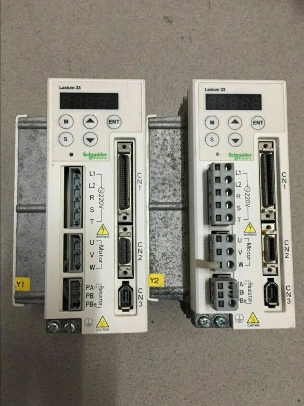SERVO DRIVE " SCHNEIDER " รุ่น LXM23CU15M3X