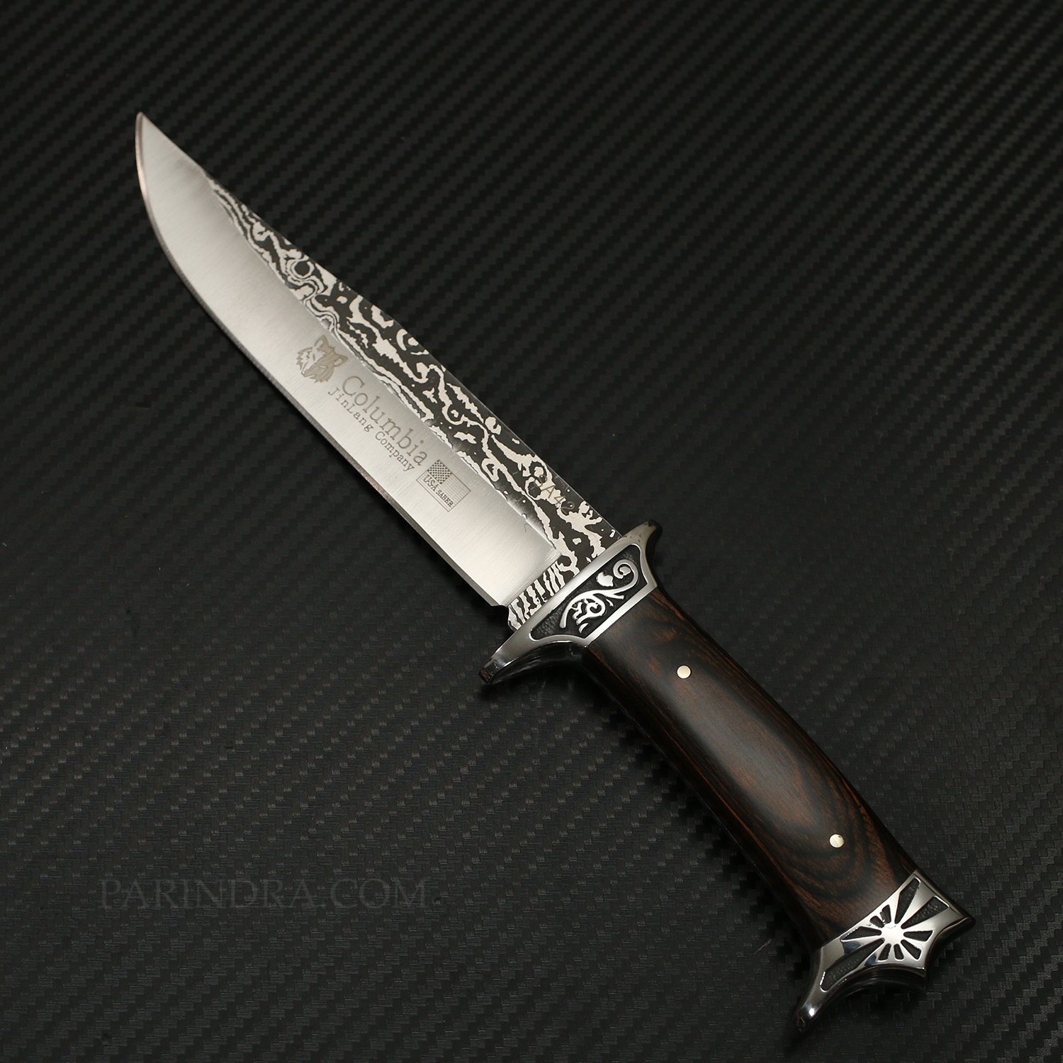 มีดเดินป่า COLUMBIA รุ่น SA42 ด้ามไม้สีลวดลาย ทรงใบมีดสวย