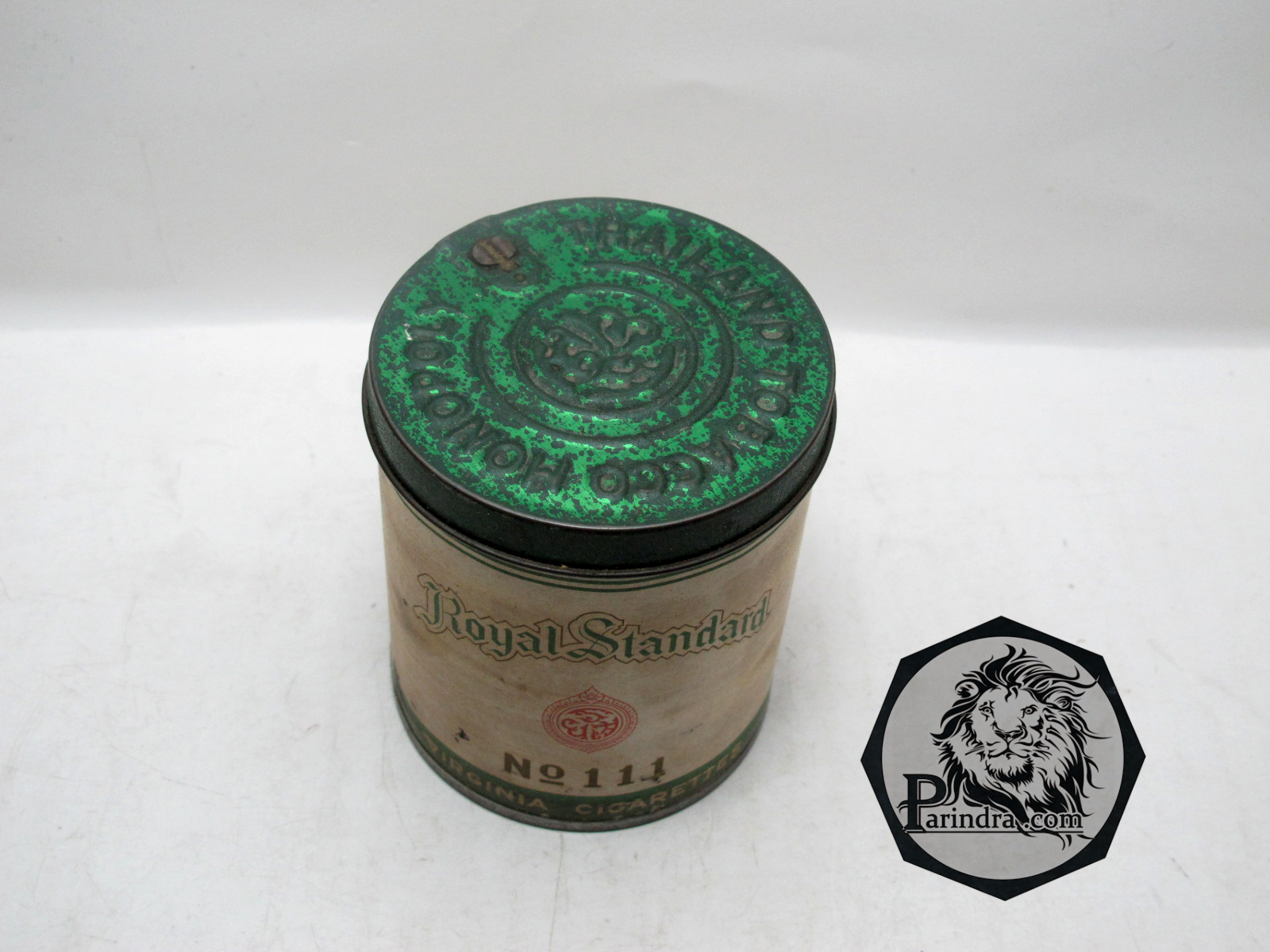 กระป๋องบุหรี่ Royal standard Virgenia Cigarrettes ชนิด 50 มวน ของเก่าแท้ สภาพดีมาก