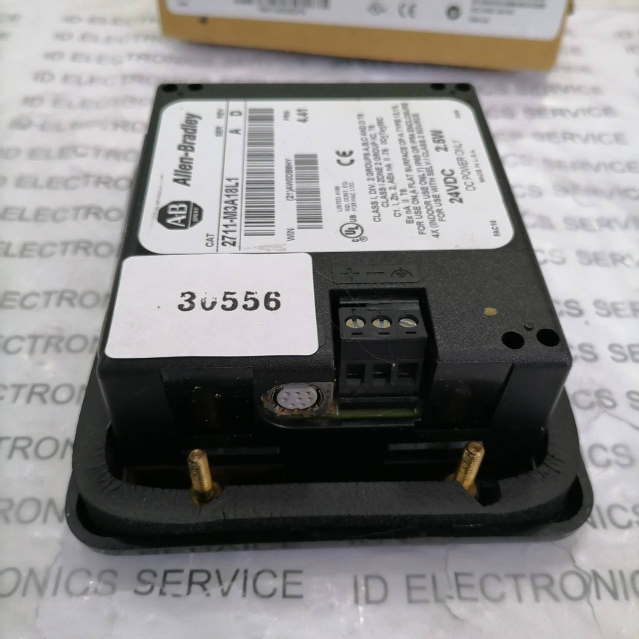 2711-M3A18L1 HMI “ ALLEN-BRADLEY ”