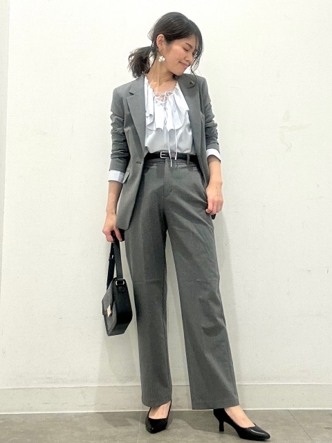 GU shoulder bag กระเป๋าหนัง Pu งานตัดเย็บเรียบร้อย แทรกผ้าไนลอน และเรยอน เพิ่มดีเทลให้ลายสวยงาม