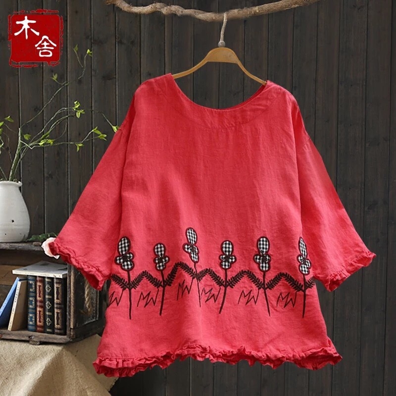 เสื้อผ้าลินินลายปักแต่งระบาย