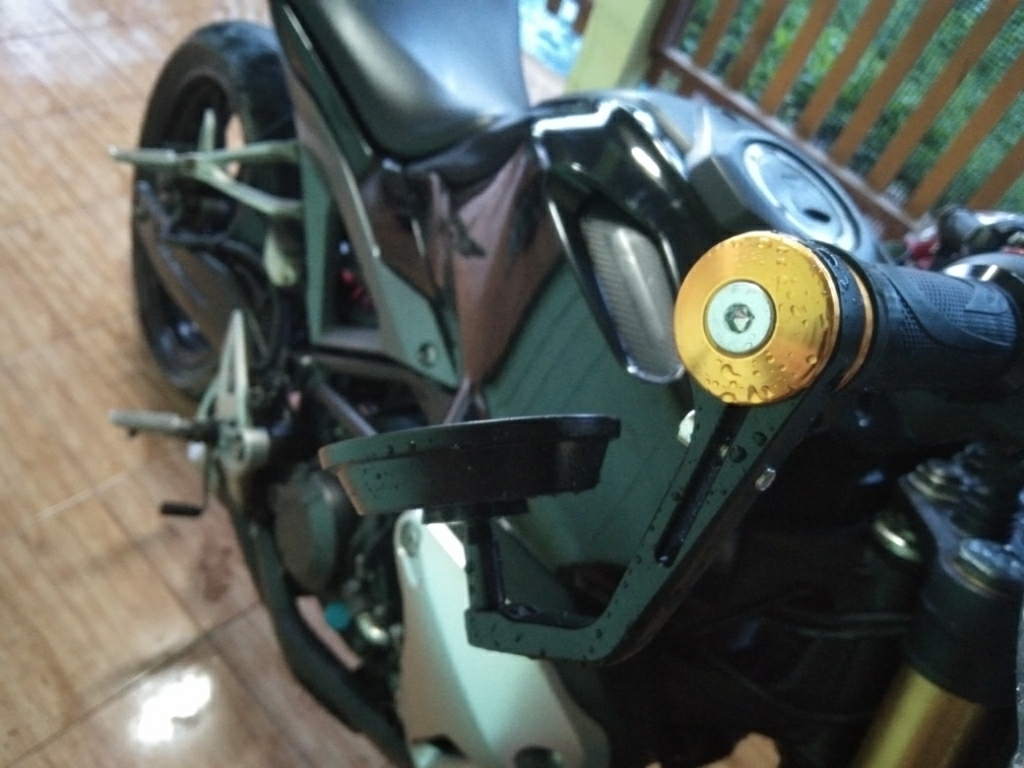 กระจกปลายแฮนด์ ทรงกลมมิเนียมทั้งชิ้น (ใส่ได้ทุกรุ่น) กระจกสีใสไม่หลอกตา+น็อต