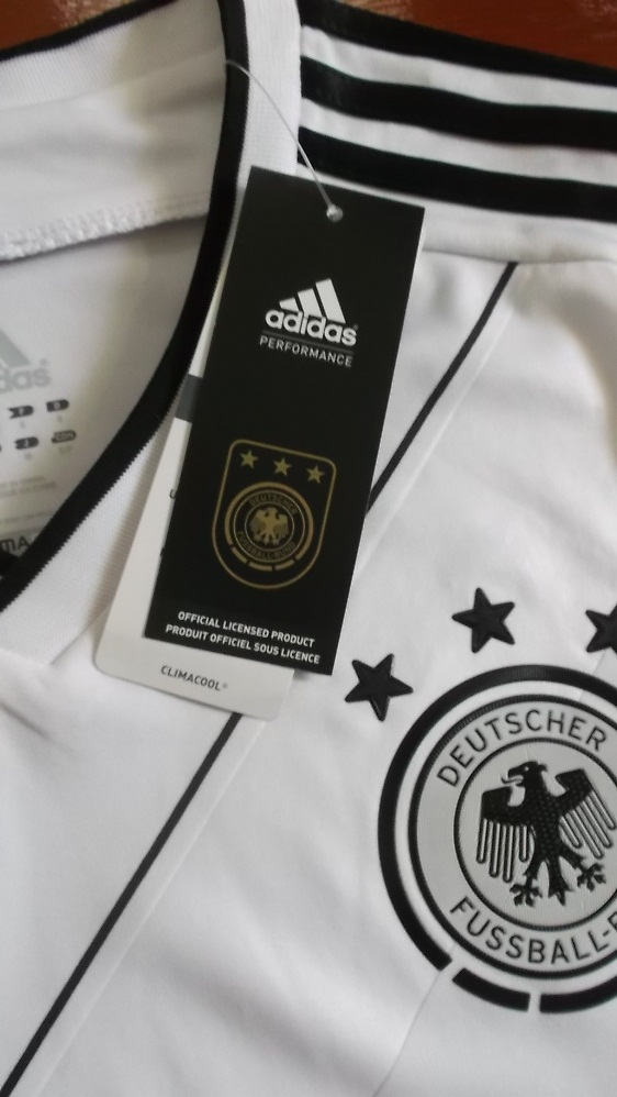 เสื้อฟุตบอล ทีมชาติเยอรมนี ชุดเหย้า ชุดลุยศึกยูโร 2012 ใหม่ S-Size / GERMANY Football Shirt Home Kit EURO 2012 Jersey NEW S-Size