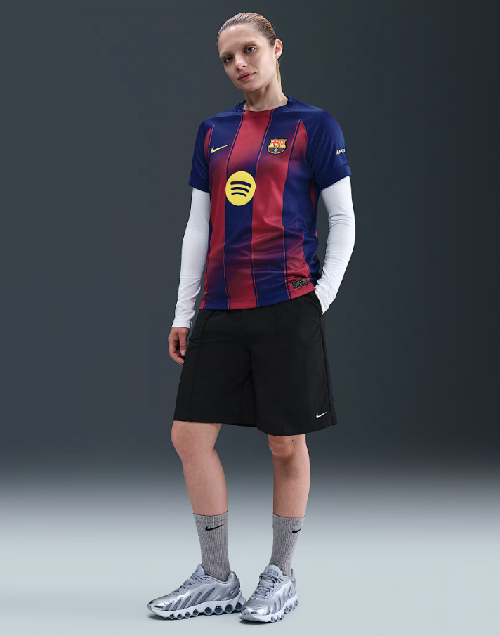 เสื้อผู้หญิงบาร์เซโลน่า 2025 2026 ทีมเหย้ารุ่นแฟนบอลของแท้