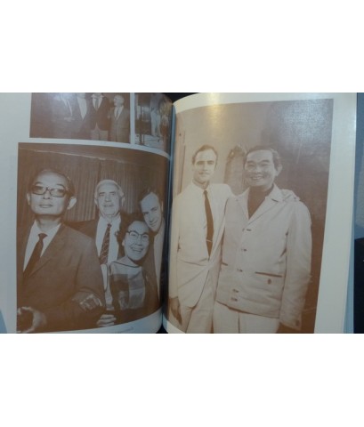 บันทึกภาพชีวิต ม.ร.ว.คึกฤทธิ์ ปราโมช เนื่องในวาระโอกาสฉลองอายุครบ 6 รอบ ( 72ปี )