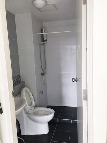 ให้เช่า ดีคอนโด รามอินทรา ชั้น 6 ห้อง 30 ตรม.ห้องสวย เฟอร็ครบ หิ้วกระเป๋าเข้าอยู่ได้เลย