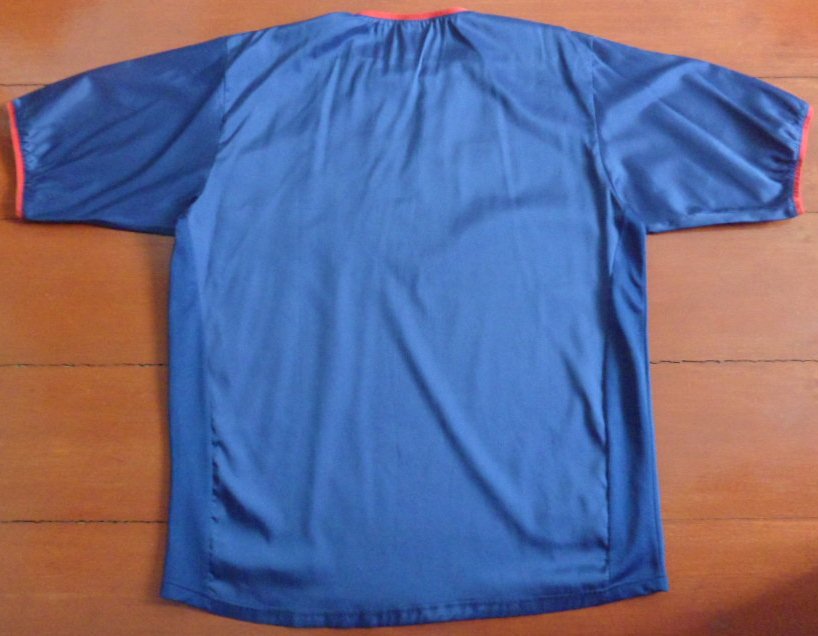เสื้อฟุตบอล ทีมสโมสรพอร์ทสมัธ ชุดเยือน 2003/04 ใหม่ L-Size / PORTSMOUTH Football Shirt Away Kit 2003/04 Jersey NEW L-Size