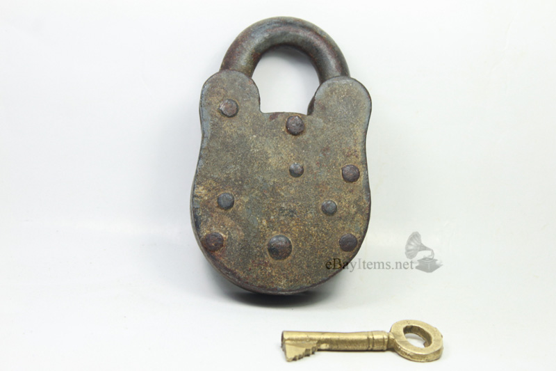 แม่กุญแจ Hobbs & Co. London ทำจากเหล็ก ลูกกุญแจทองเหลือง หายาก!