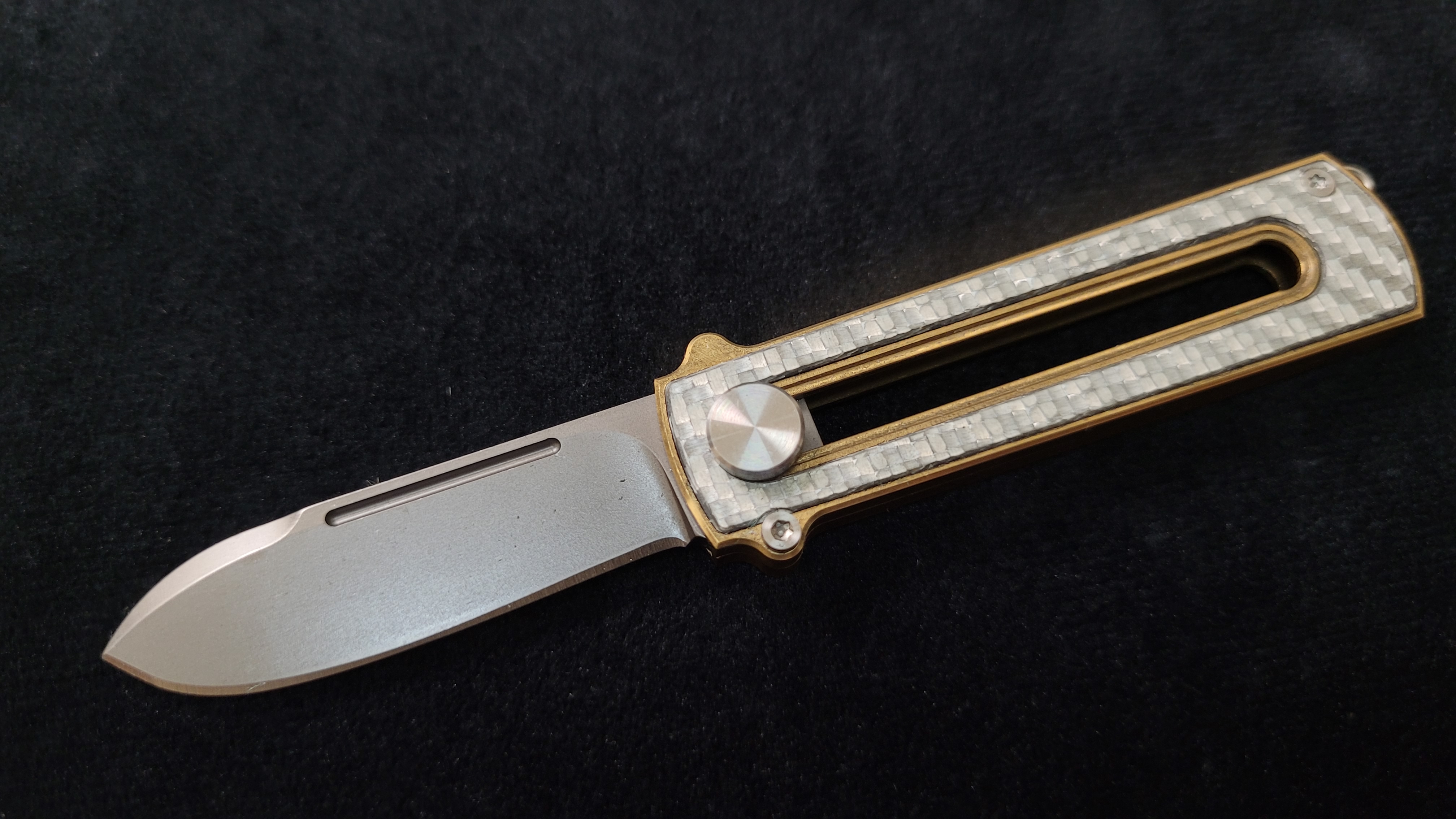 Al Br BarloX with M390 Blade-for a short time Dealer's Cost Silver Carbon Fiber DLC Black Blade