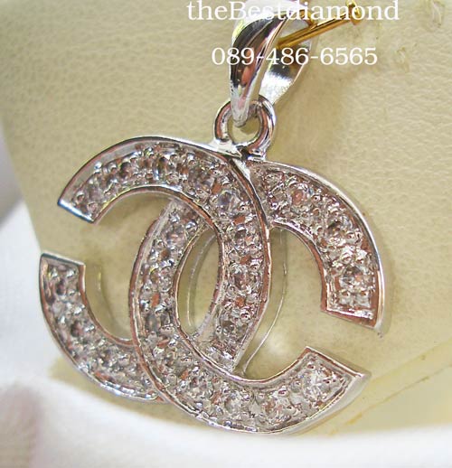 สินค้าหมด+BP423RD+++จี้chanelแสนสวยขนาดใหญ่+++ สุดฮิตกับเครื่องหมายchanel งานสวยมาก ดูดีมากๆเลยค่ะใส่แล้วไฮโซมั่กมากๆ ไม่ล้าสมัยเลยค่ะ ไม่ควรพลาดนะคะ