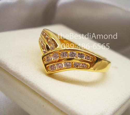 BR414+++แหวนปีกนกคู่+++คล้ายๆทรงปีกนก โดยมี 2 แถวประกบกัน เรียบ ดูดี ใส่ติดนิ้วได้ทุกวัน คล้ายๆแหวนแถว แต่เป็นแถวแบบมีรอยหยักตรงกลาง งานสวยค่ะ