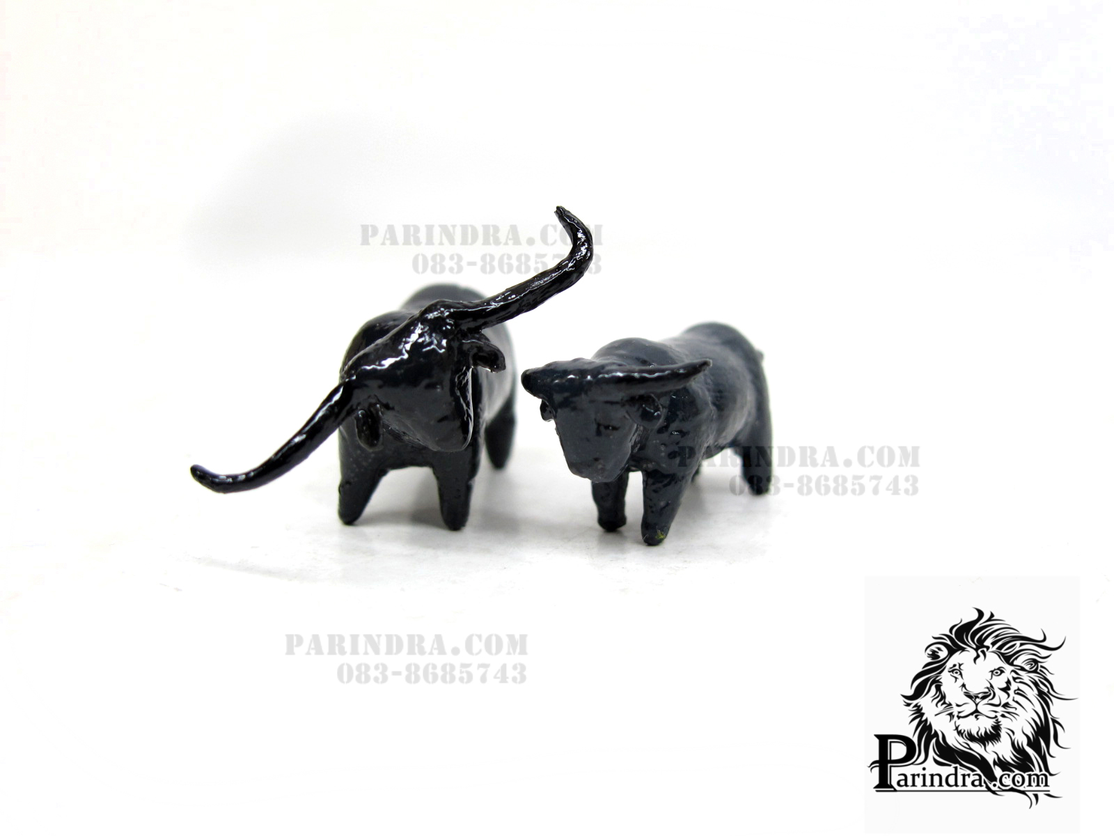 ครอบครัวควายจิ๋ว (ดินไทย)