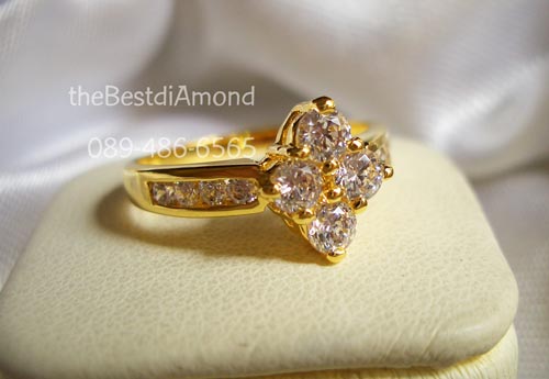 BR412+++แหวนเพชรทรงข้าวหลามตัด ผสมแหวนแถว+++ดีไซน์แหวนวงนี้น่ารักๆๆ ลงตัว ดูดี มีระดับ หรู หราพอสมควร ใส่ได้ทุกโอกาส งานเรียบร้อย เพชรสวย