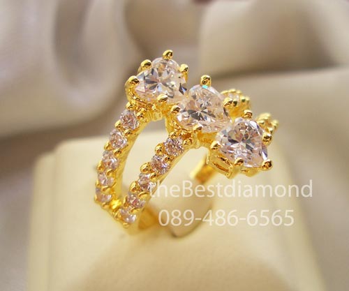 BR610+Perfect 3 heart ring +++ แหวนเพชร cz รูปหัวใจ 3 ดวง ดีไซน์ 3 แถว modern หรูหรา ไฮโซ สุดๆ เพชรแวววาวมากๆๆ