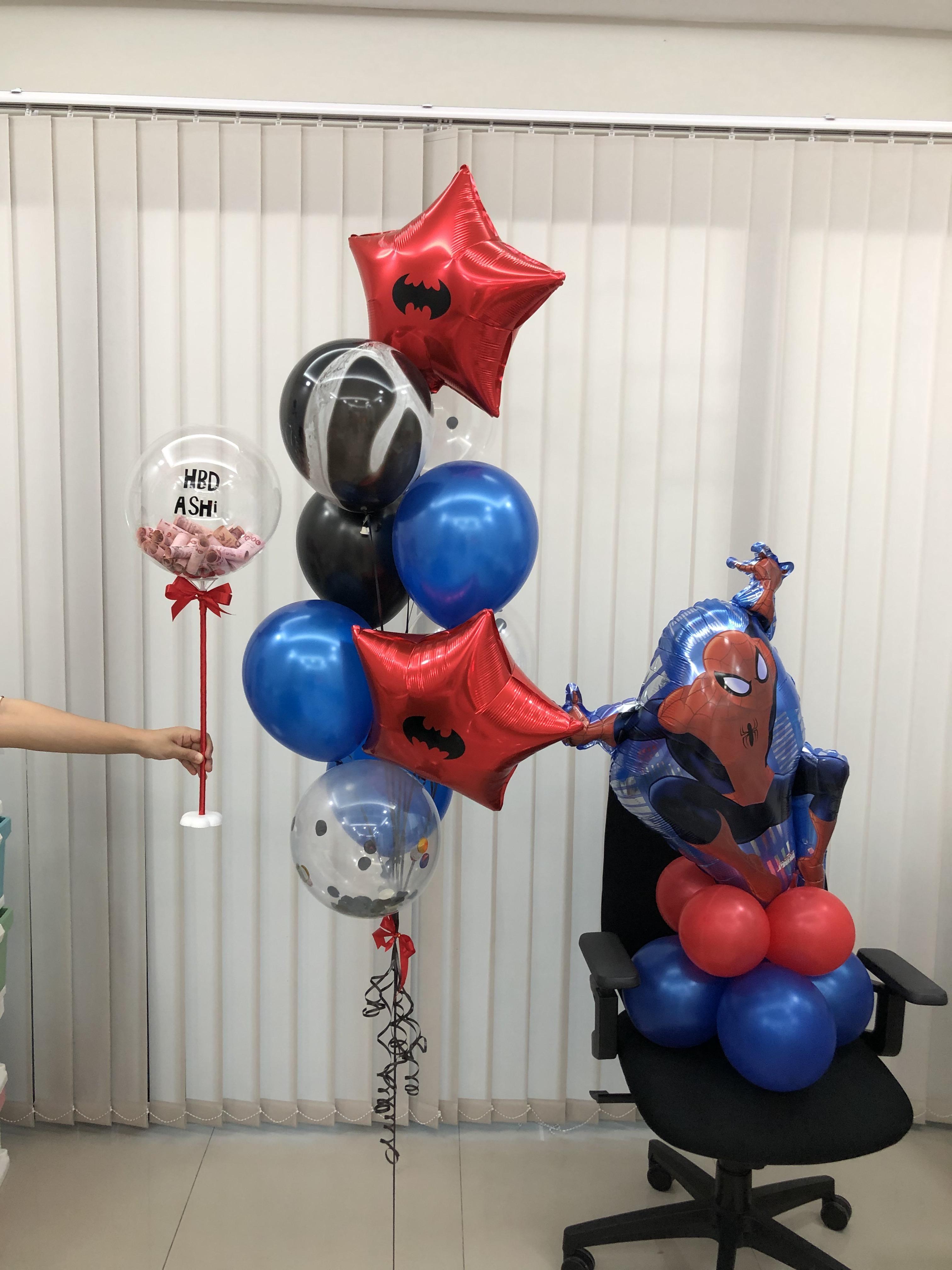 ลูกโป่ง วันเกิดเด็กชาย Theme Spider-Man ตั้งฐาน พร้อม Bubble ขนาด 10" สามารถใส่เงินได้ สำหรับสายเปย์ พร้อม ฟอยล์ดาว ขนาด 18" 2 ชิ้น พร้อมตกเเต่ง สามารถเปลี่ยนสีลูกโป่ง/เปลี่ยนฟอยล์การ์ตูน/เปลี่ยนข้อความได้