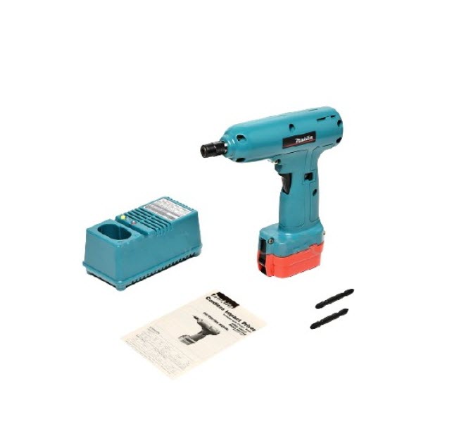 ไขควงกระแทกไร้สาย 9.6 โวลต์ Makita มากีต้า รุ่น 6901VDW (แท้) ##