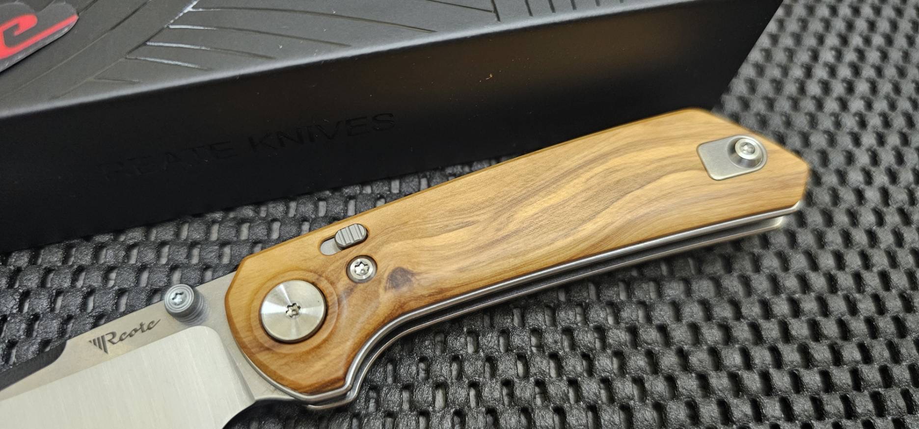 Reate knives PL-XT Pivot Lock Olive