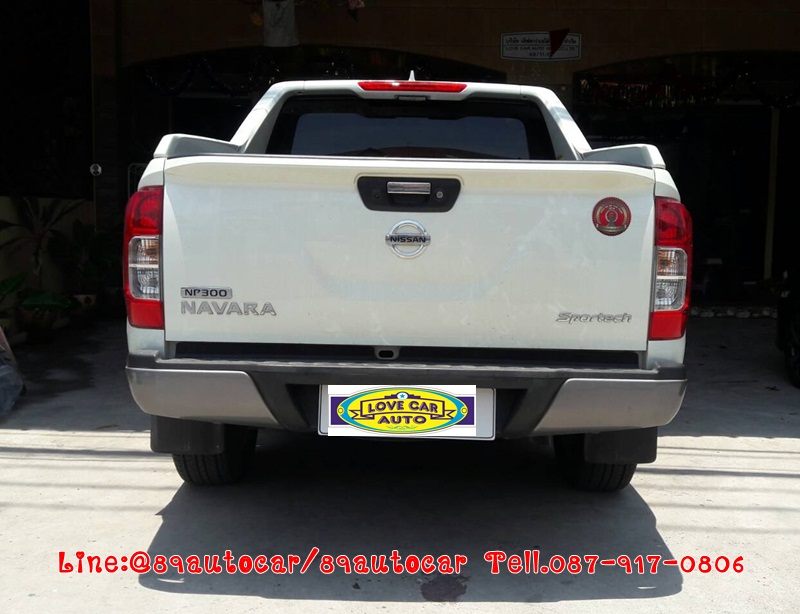 พรมดักฝุ่นไวนิล Nissan Navara 4 ประตู ไวนิลสีแดงขอบแดง