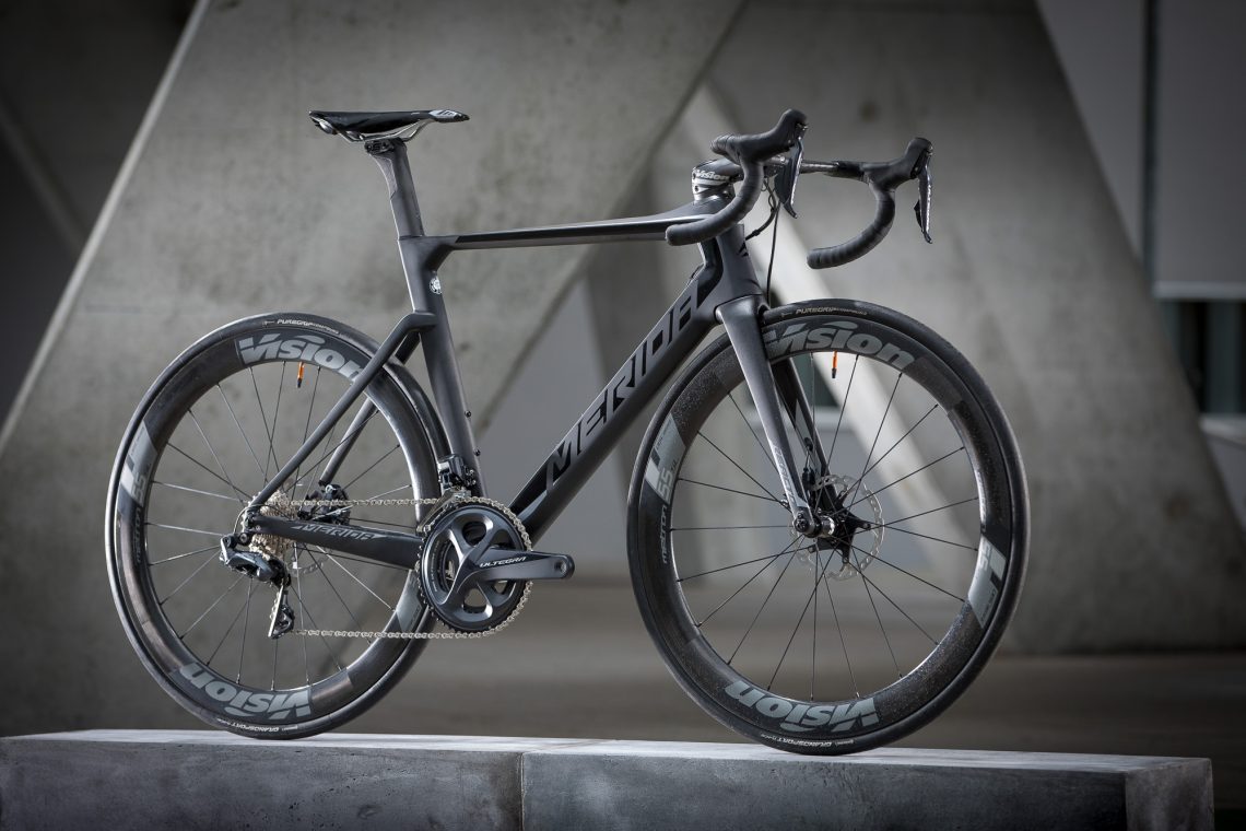 MERIDA REACTO 8000 DISC ชุดเกียร์ ULTEGRA DISC 22 สปีด MERIDA ROAD 2022