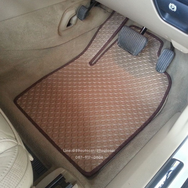 ผ้ายางปูพื้นรถยนต์ Volvo XC-90 ลายกระดุมสีน้ำตาลขอบน้ำตาล